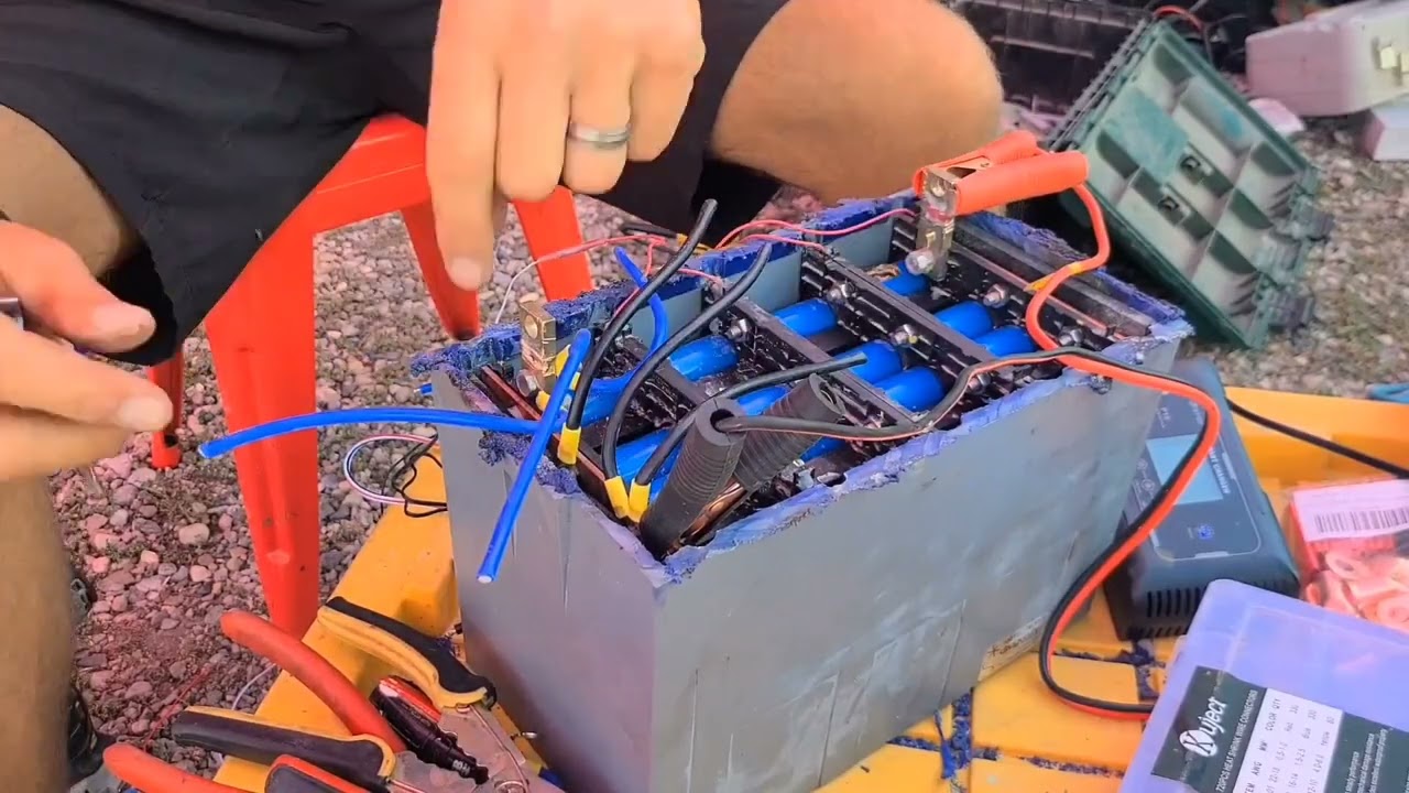 Battleborn battery disassemble and hopeful repair.