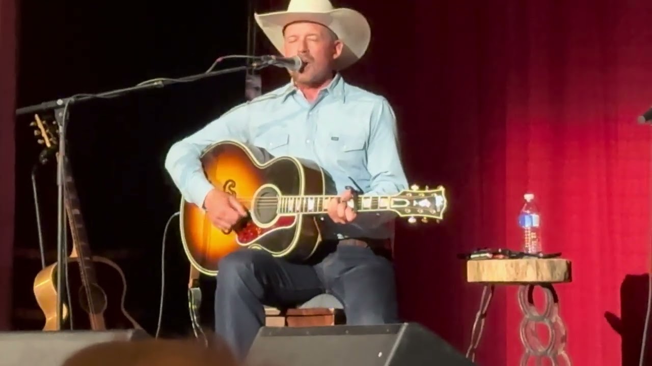 Evan Felker playing Pay No Rent @ the Crystal Theatre in Okemah, OK (Woody Fest) 7/9/2025