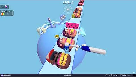 Princess Pearl Kitty plays Teeth Runner