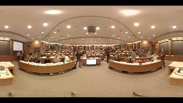 Step into the HBS Classroom - 360 Video