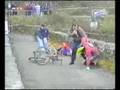 Cyclist pushes another cyclist and gets thrown to river