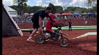 Pedro Rehn correndo MOTOCROSS com apenas 3 anos de idadeeee 😱