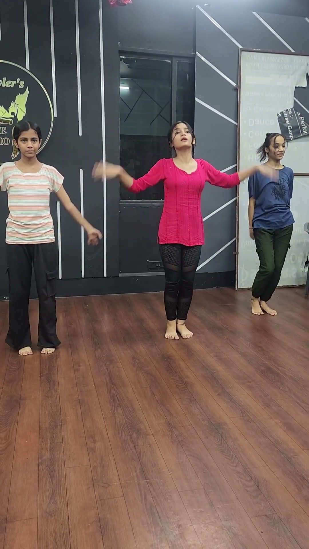 AANKH OOWhat an amazing  #treandingsong#piyushshazia #poojadstylers