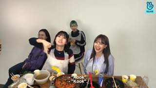 JIHYO's reaction on MOMO doing her aegyo from running man