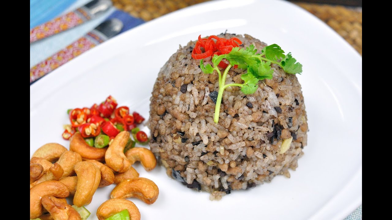 ข้าวผัดหนำเลี้ยบหมูสับทรงเครื่อง