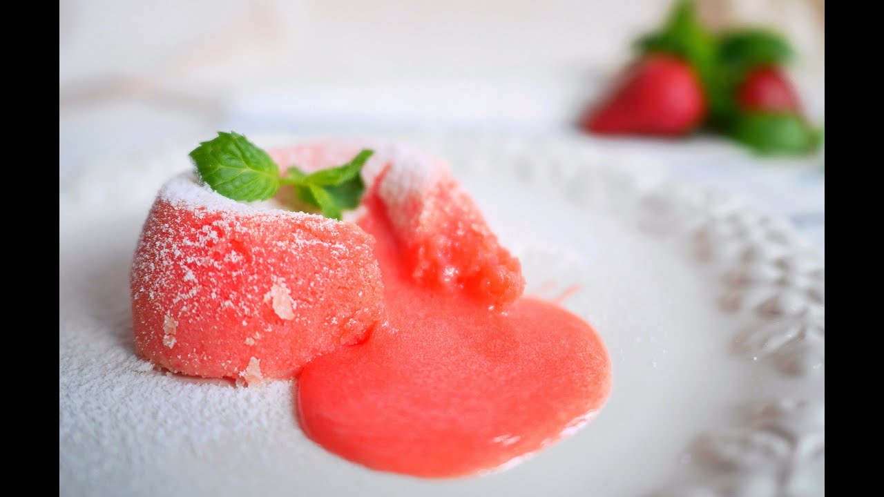 Resep: Pink (Strawberry) Lava Cake Recipe - YouTube