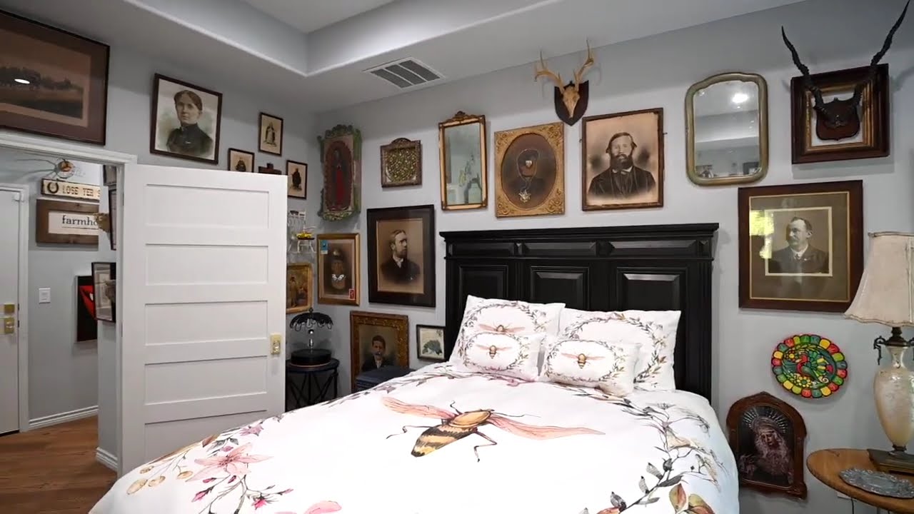 WELCOME TO HONEY HOUSE FARM AIR B&B! ONLY 6 MILES FROM BOIS d' ARC LAKE NORTH BOAT RAMP!