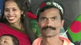 Creepy Cricket Fan stare down with the Dramatic Chipmunk (Short Version)