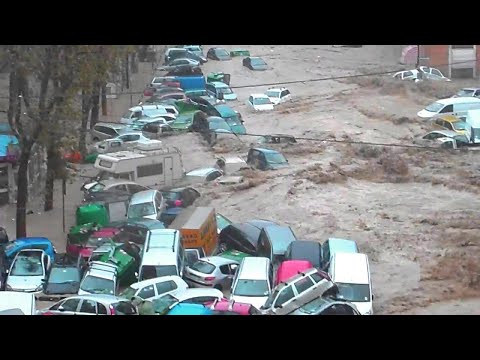 I Tyskland et utroligt kaos! Alvorlige storme, regn og oversvømmelser.