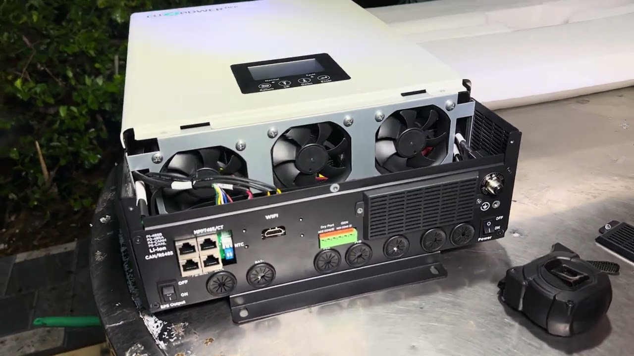 LUX POWER SNA 6kw cấu hình cao, sản phẩm uy tín lâu năm đang có giá rất tốt nha zalo 0523732663.