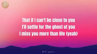 Ghost // Justin Bieber (Lyrics Video)