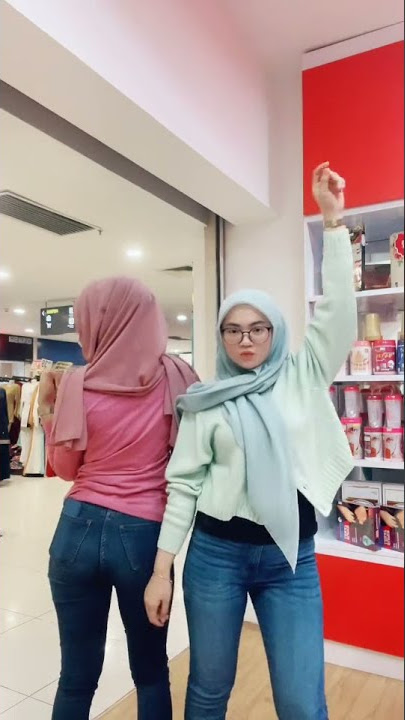 tik tok jilbab gunung gede cantik