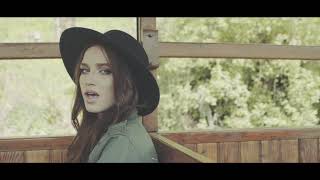 Edward Sanda feat. Ioana Ignat - Doar Pe a Ta (Official Music Video) chords