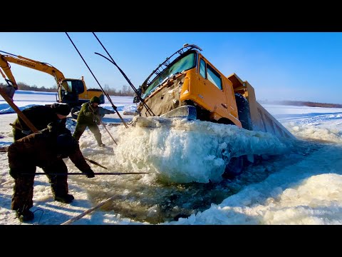 Как вытащить Грузовика из замёрзшей реки падающей стрелой