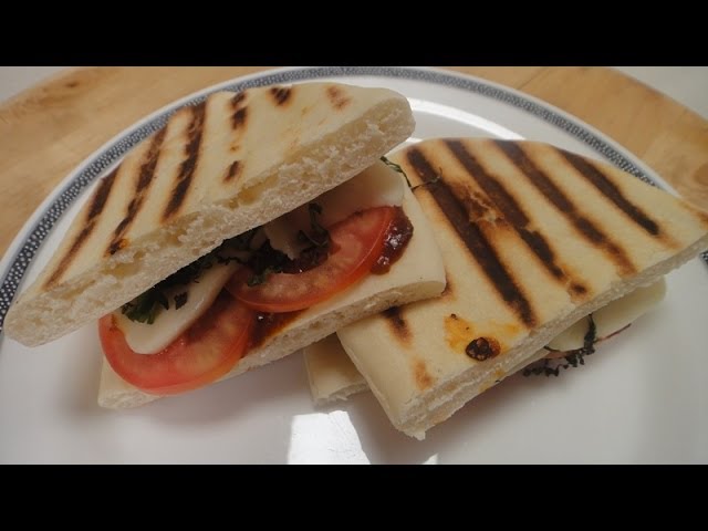 Pizza Magherita Wraps | Sanjeev Kapoor Khazana