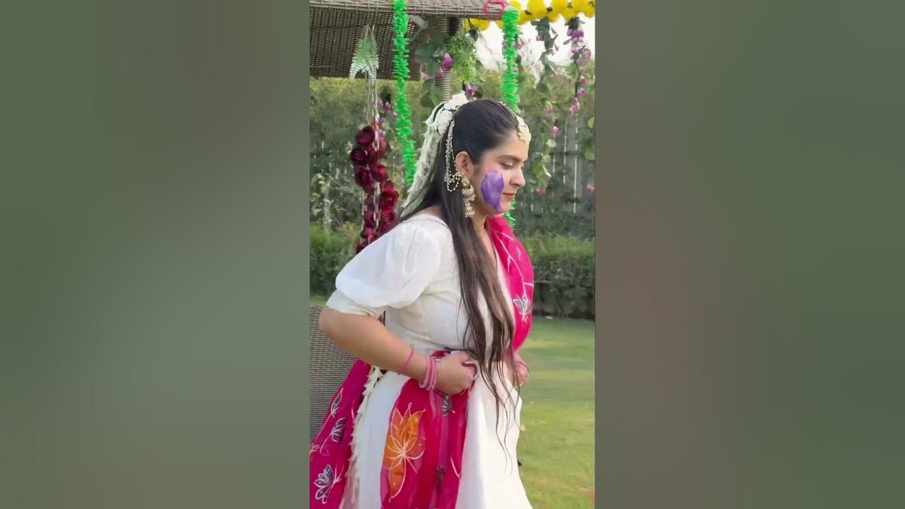 holi playing guys