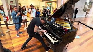 Don&#39;t Stop Believin&#39; Journey (Piano Shopping Mall)