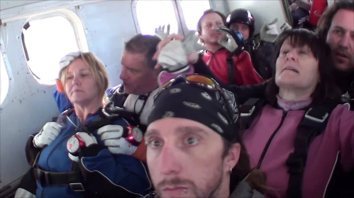 Linda Kleinschmidt's Tandem skydive!
