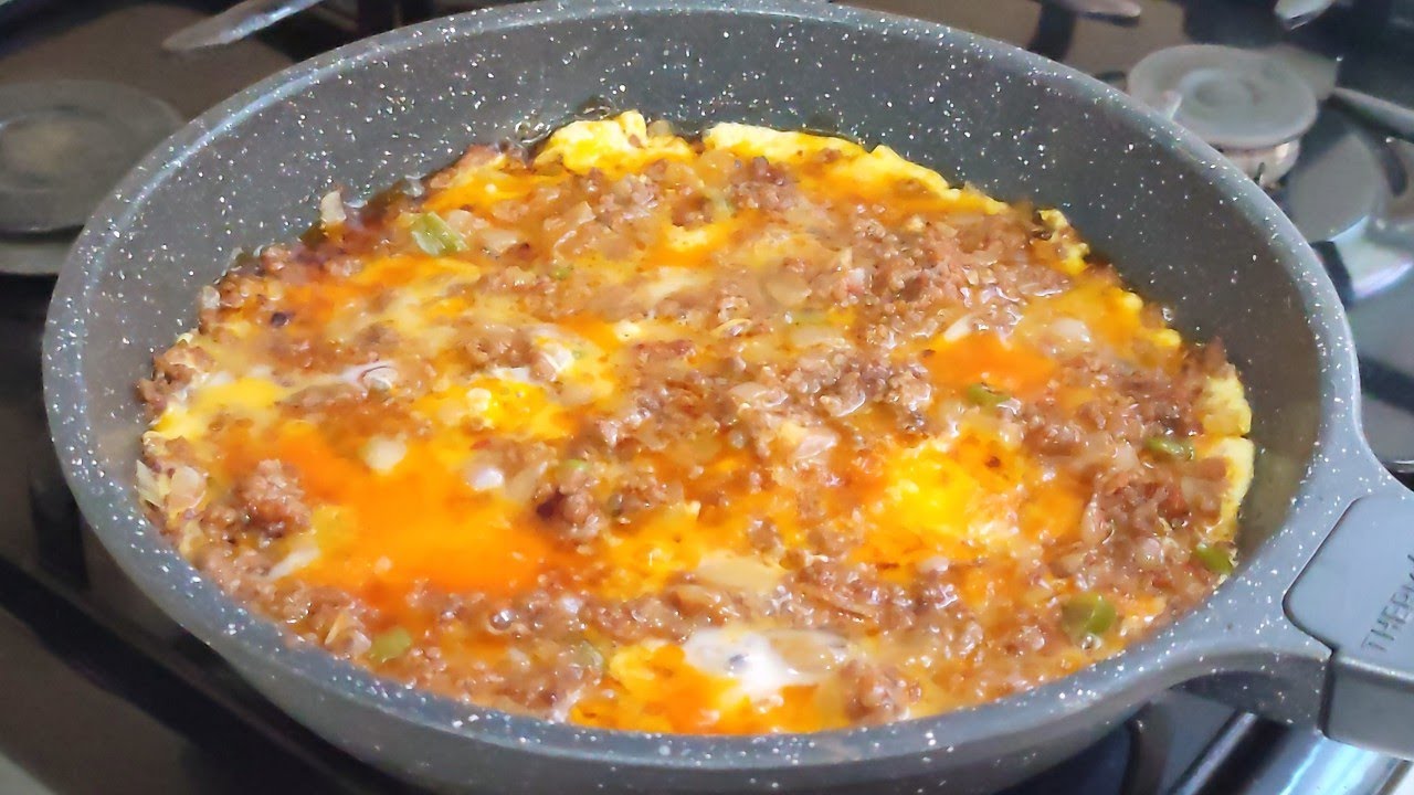 Kıymalı Yumurta Tarifi |Aşırı lezzetli ve basit DENEMELİSİNZİ | Kahvaltı tarifleri | Yemek Tarifleri Kıymalı Yumurta Tarifi |Aşırı lezzetli ve basit DENEMELİSİNZİ | Kahvaltı tarifleri | Yemek Tarifleri