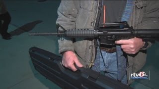 Thousands attend gun show's first day