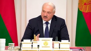 Лукашенко: Сегодня банки – это не бухгалтерия! Хотя и я так выражался!