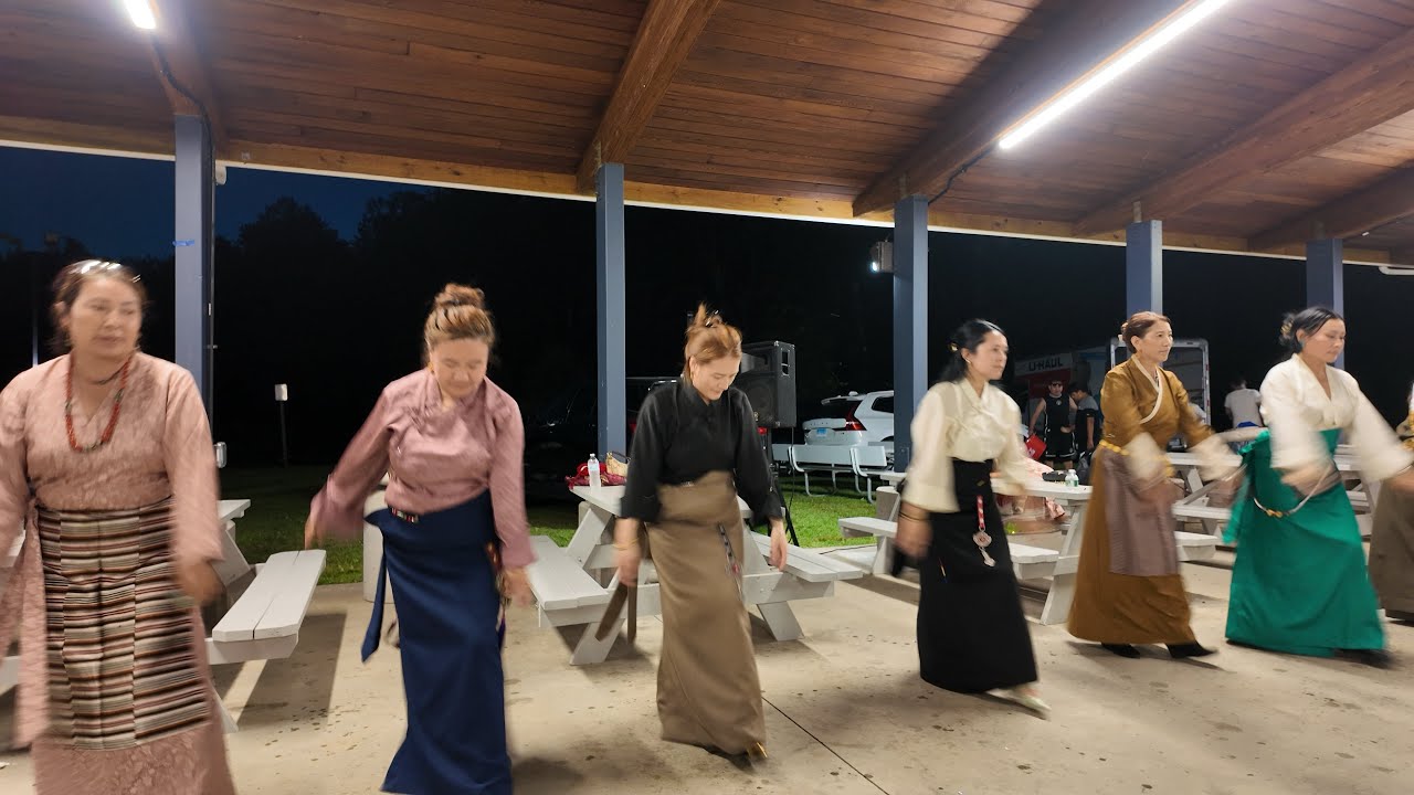 ནང་ཆེན་གོར་བྲོ་