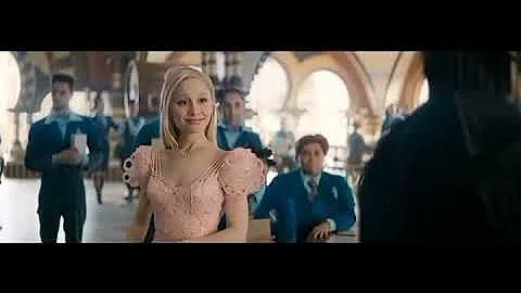 Fiyero being a hot bisexual in "Wicked" for 1 full minute