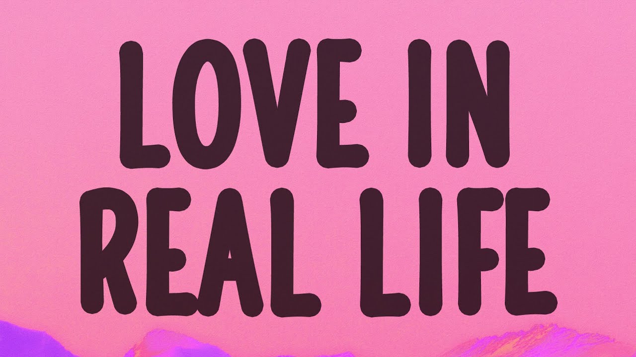 Lizzo - Love in Real Life (Lyrics) Lizzo - Love in Real Life (Lyrics)