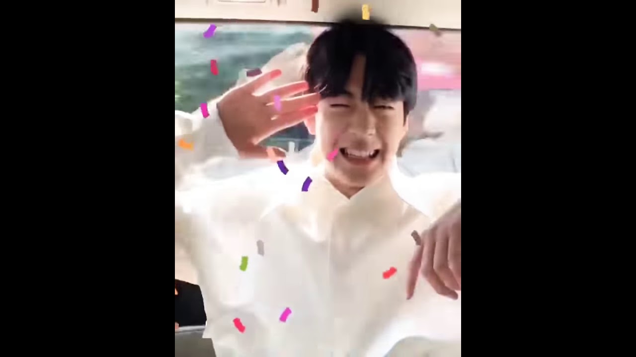 Rayn Ren/Ren Sihao "YOU ARE AN ADORABLE BOY" It's so cute.