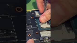 How to easily spread thermal paste #nvidia #gpu #pcb #tech #techtips #evga