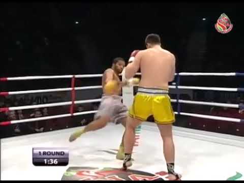 Vidéo: Boxer Souffre D'une Fracture Pendant Le Combat