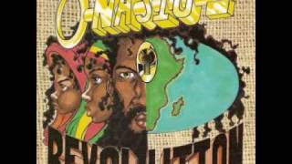 Nasio Fontaine - Apple - Revolution chords