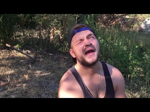 სვეწკი ჩადის სოფელში