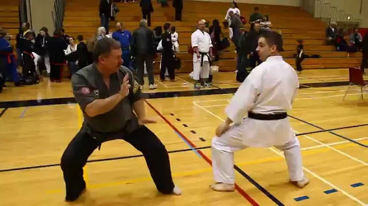 Andy Karnowski Teaches Alex Aubertin a Friendly Le...