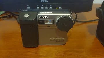 A Digital Camera That Takes Floppy Disks - Sony Mavica MVC-FD81
