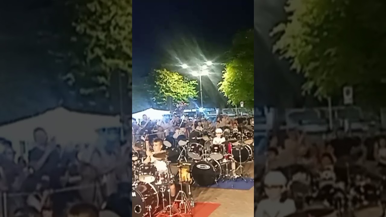 san Cesario batterie in piazza curata da mastro Claudio colazza spettacolo Mirco le 8 note