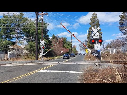 Penn Station bound train races across Bethany Road