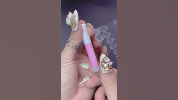 Cách dán nail box bằng miếng dán