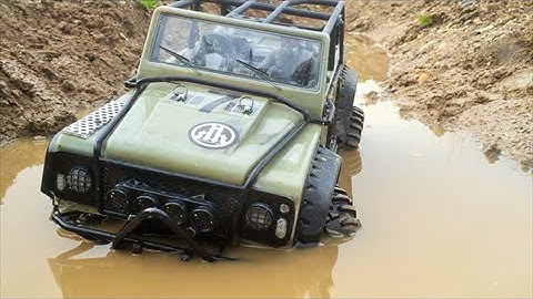 RC axial scx10 adventure - big V8 sound and big wheels - scale