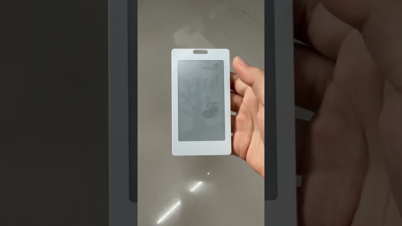 Drop TEST: 3.7 inch NFC E-Ink Badge 4 Color Display Digital Name Tag for Conference / Office Use