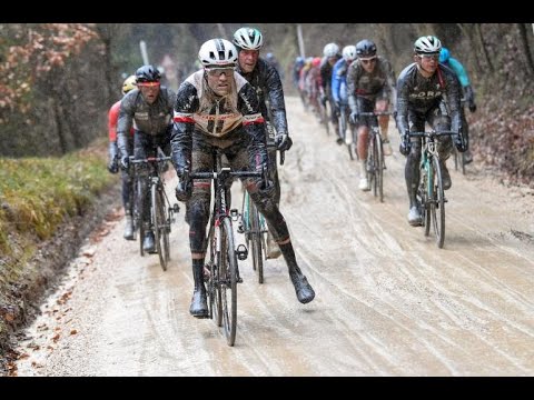 Vídeo: Strade Bianche: a construção de um monumento