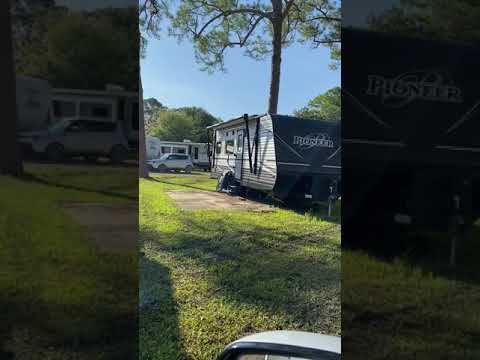 Video: Kempings pie Floridas I-95