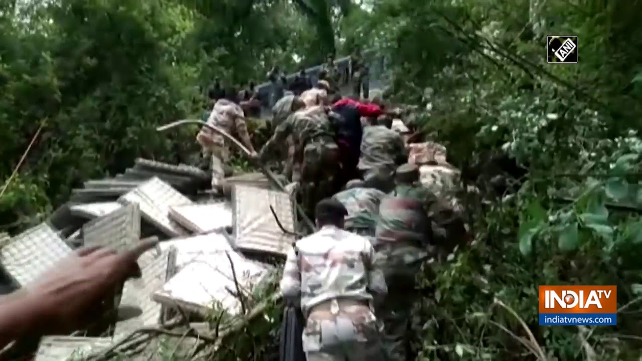 ITBP personnel rescue 2 Indian Army jawans in Uttarakhand`s Auli