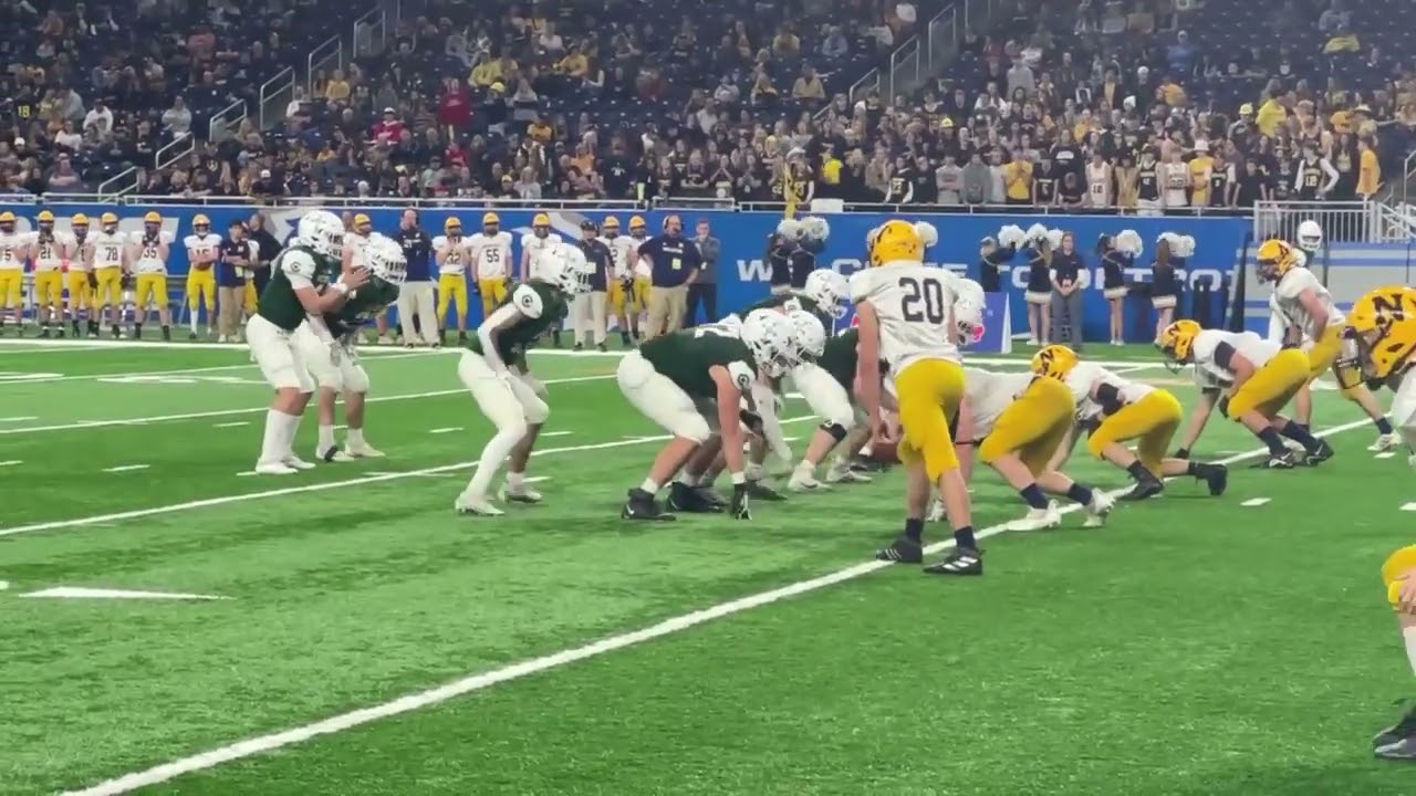 West Catholic erupts for 31 points in the 3rd quarter of their 2022 Division 6 State Championship