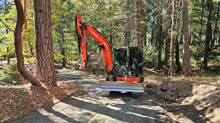 Morning grading with the Kubota KX 040 4 excavator