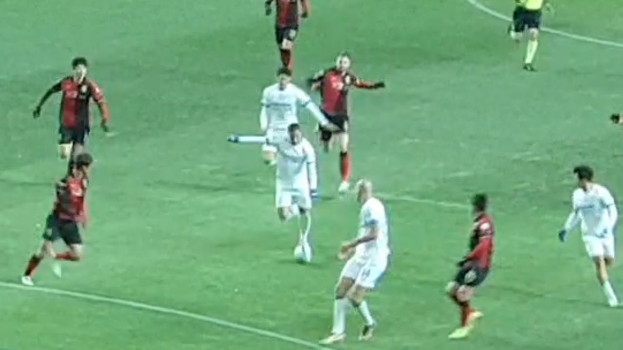 2023.11.25 수원삼성 vs FC서울 ROUND37 1:0 수원삼성 승. 후반 하일라이트. 2:14 바사니 시원한 골장면 집중. 8:20 벤치클리어링 무슨 일!