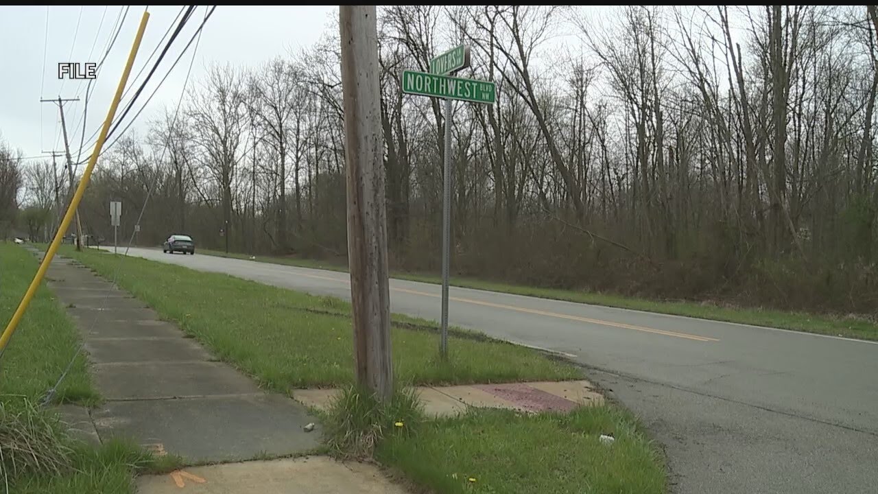 Police name victim in Warren shooting - YouTube