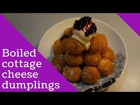 Boiled cottage cheese dumplings