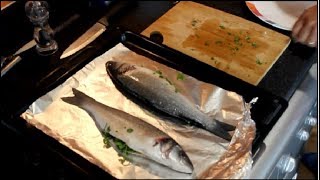 Easy  to cook  fish. Sicilian secrets of easy cooking.