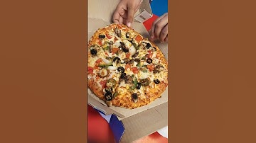 Thumbnail of Veg Extravaganza pizza in domino's | 😋😋